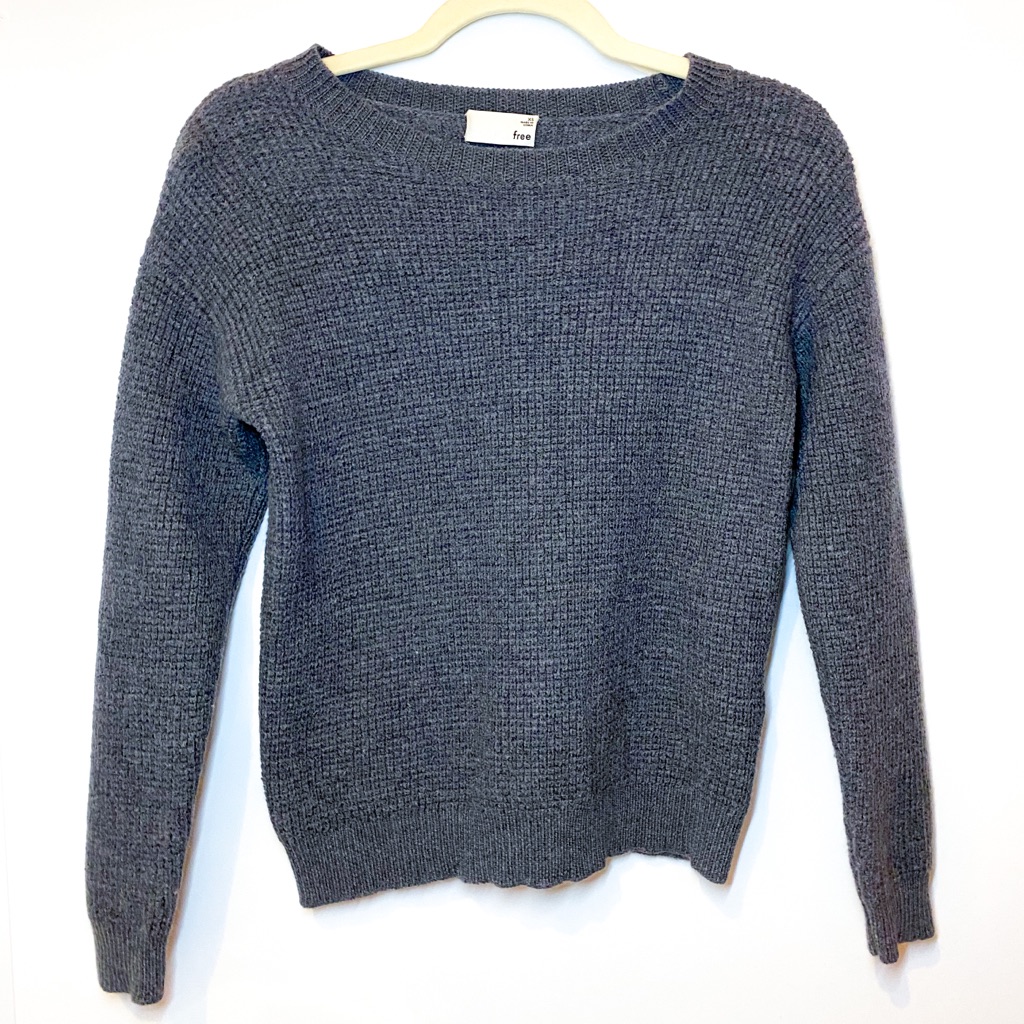 New Aritzia 100% Merino Wool Sweater